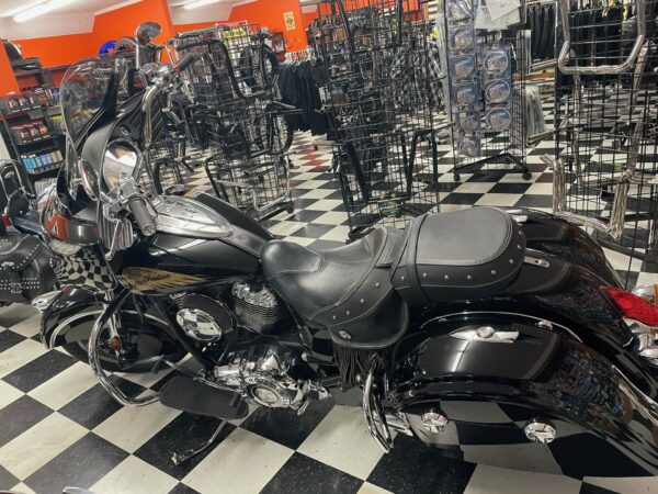 2015 Indian Chieftain - Image 3