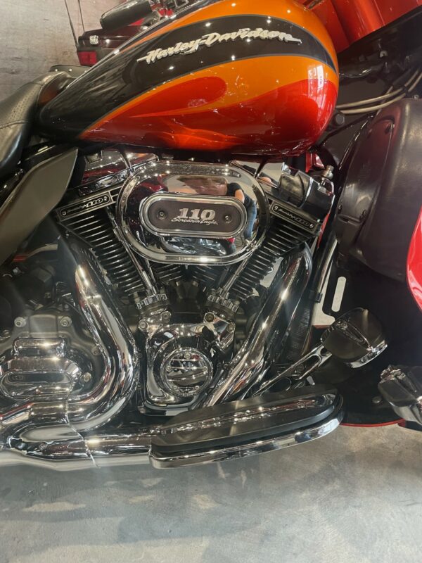 2013 CVO Ultra - Image 5